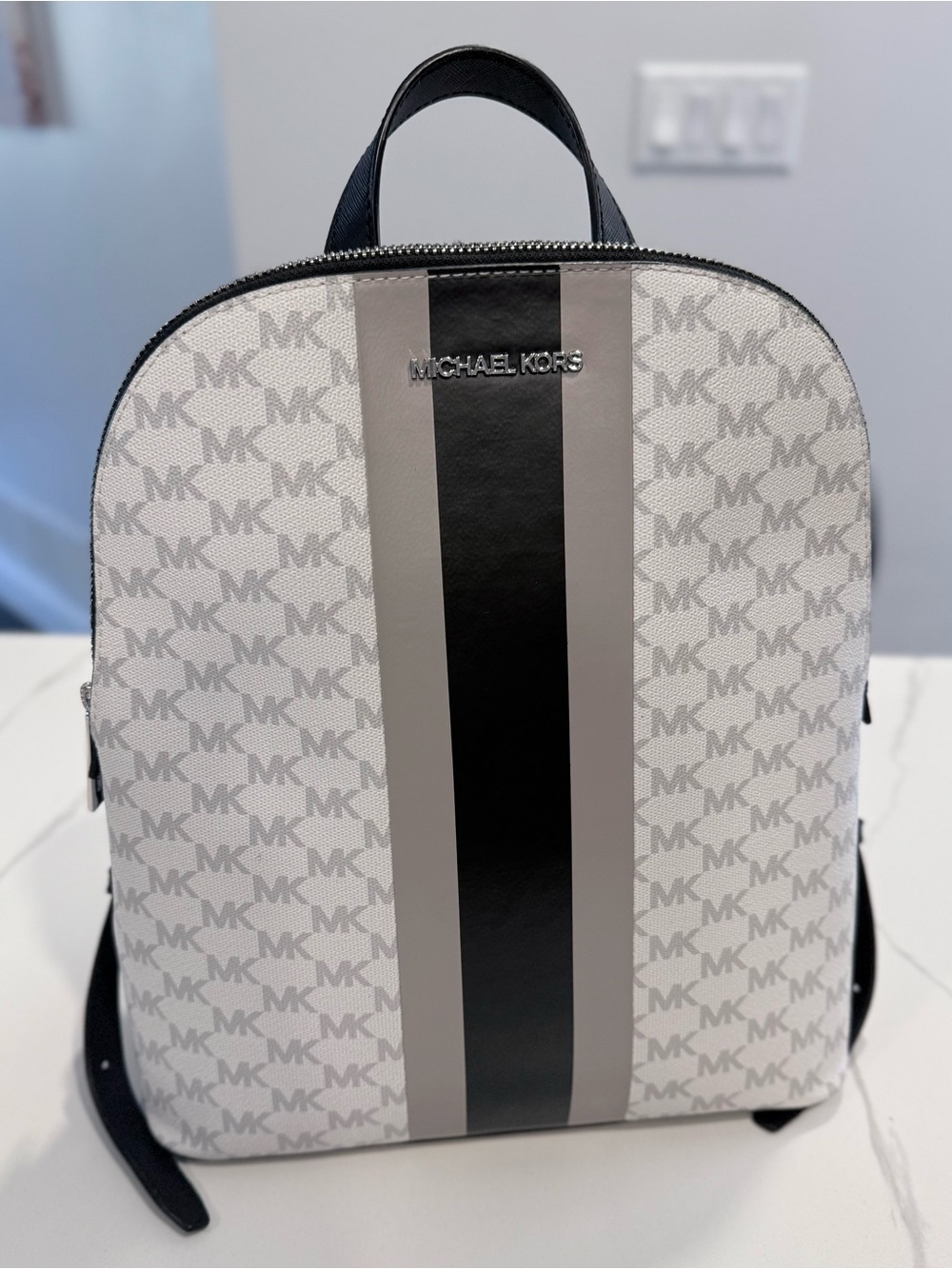 Michael Kors • Cindy Large Logo Backpack